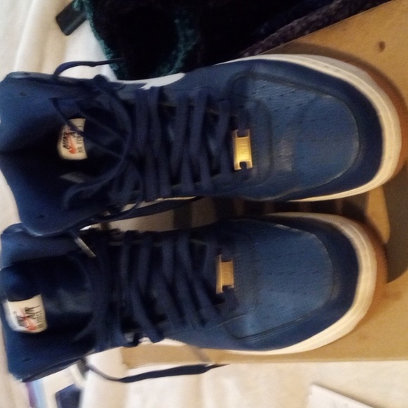 Air Force 1 size 13 Blue and White - Picture 4 of 5